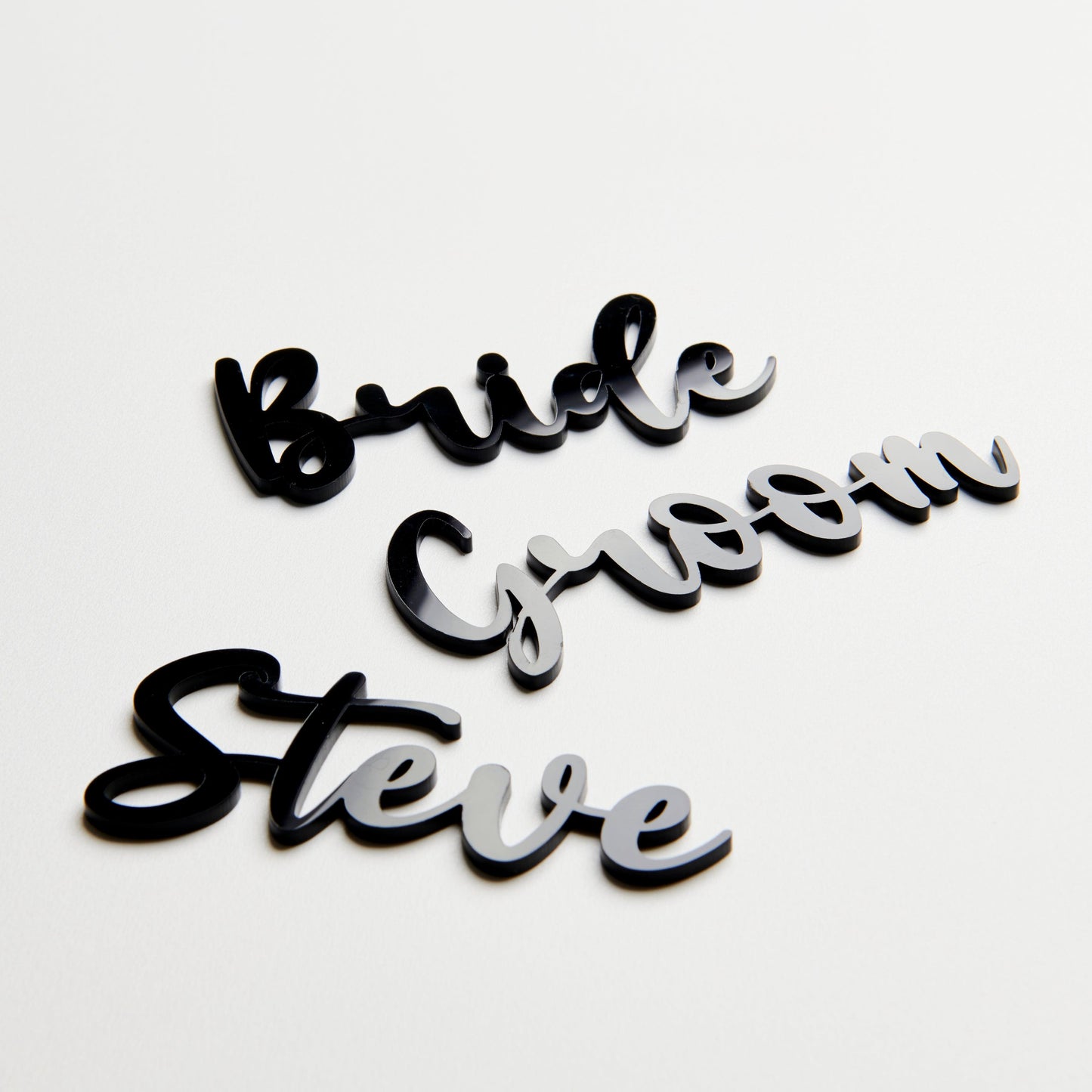 Script Place Setting - Set of 5 - Intricate Laser Design